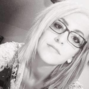 Meet your Posher, Alicia